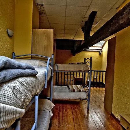 Juvenil De Bustiello Hostel Bustiello (Mieres)