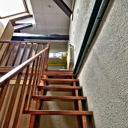 Hostel Juvenil De Bustiello Bustiello (Mieres)