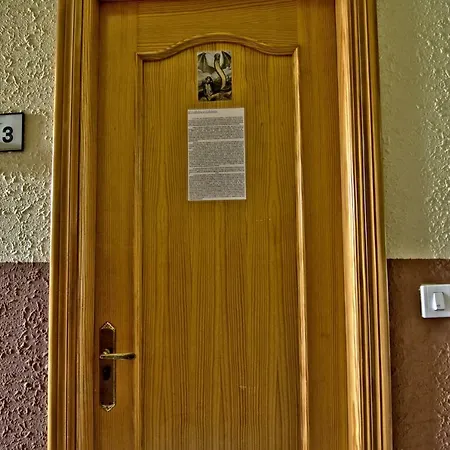Juvenil De Bustiello Hostel *