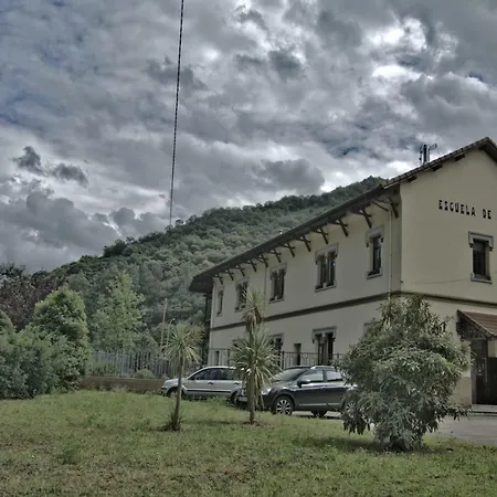 Juvenil De Bustiello