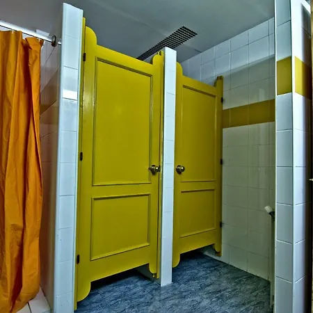 Hostel Juvenil De Bustiello