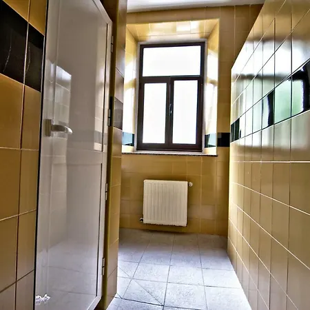 Hostel Juvenil De Bustiello *