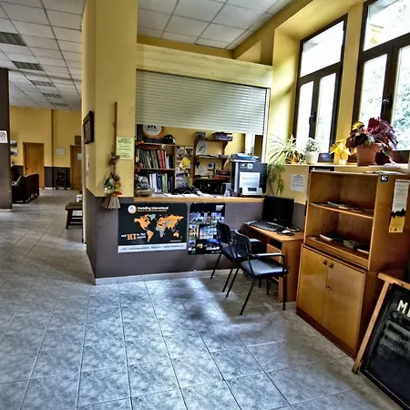 Juvenil De Bustiello Hostel Bustiello (Mieres)