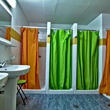 Juvenil De Bustiello Hostel *